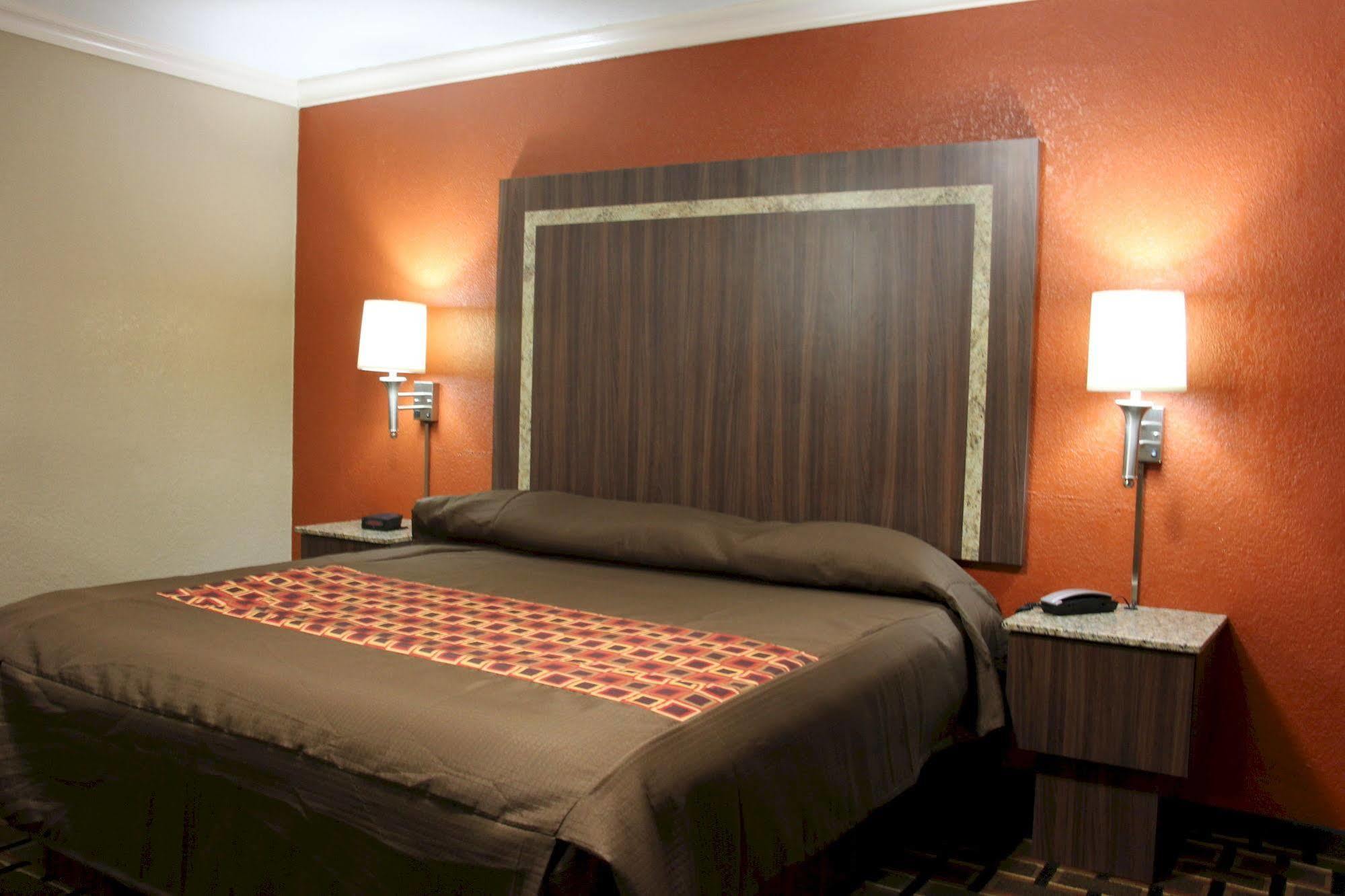 Budget Inn เลคเวลส์ ภายนอก รูปภาพ